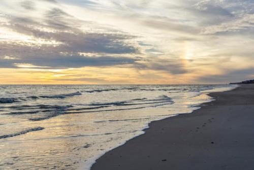 Diamond In The Rough by Oak Island Accommodations - photo 39