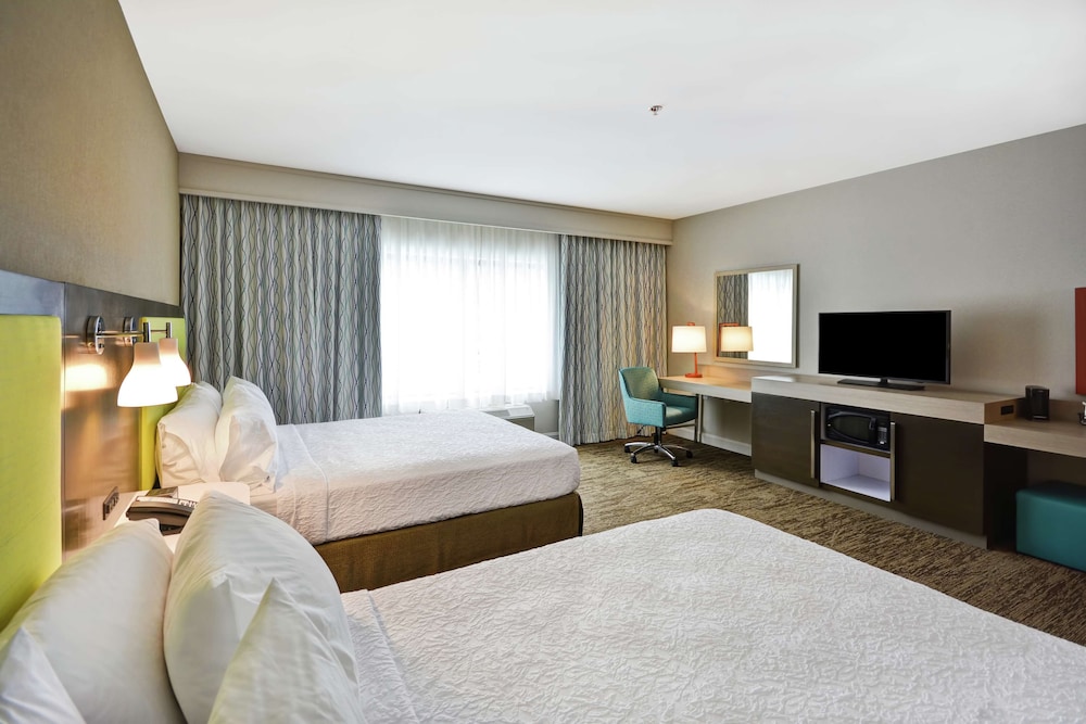 Hampton Inn & Suites Grants Pass - photo 9