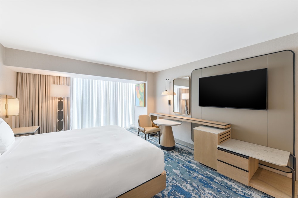 Hilton Anaheim - photo 34