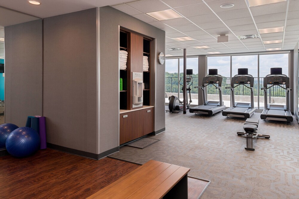 Fairfield Inn & Suites by Marriott Huntington - photo 17