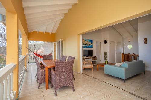 Holiday Home Gran Veranda with private pool Coral Estate — 4-Star Luxury Hotel in Willemstad, CURAÇAO