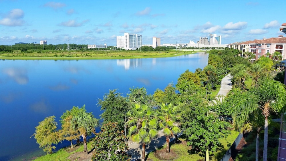 Lakefront Luxury - photo 17