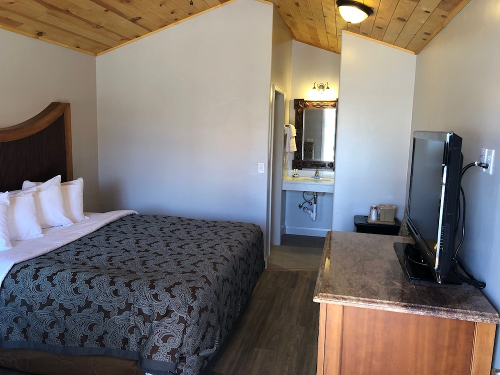 Red Canyon Cabins - photo 4