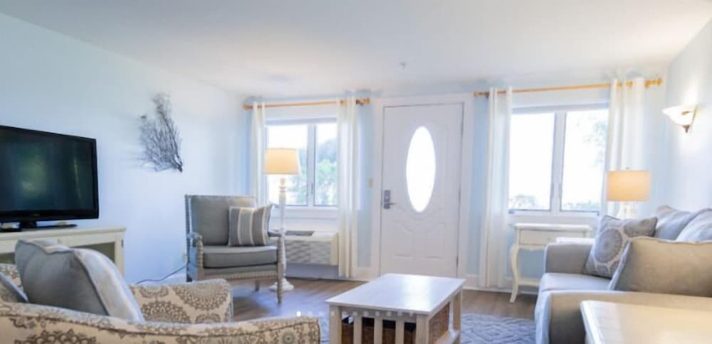 Sheepscot Harbour Village Resort - photo 218