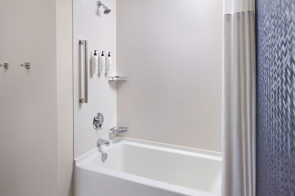 Fairfield by Marriott Inn & Suites Decatur - photo 9