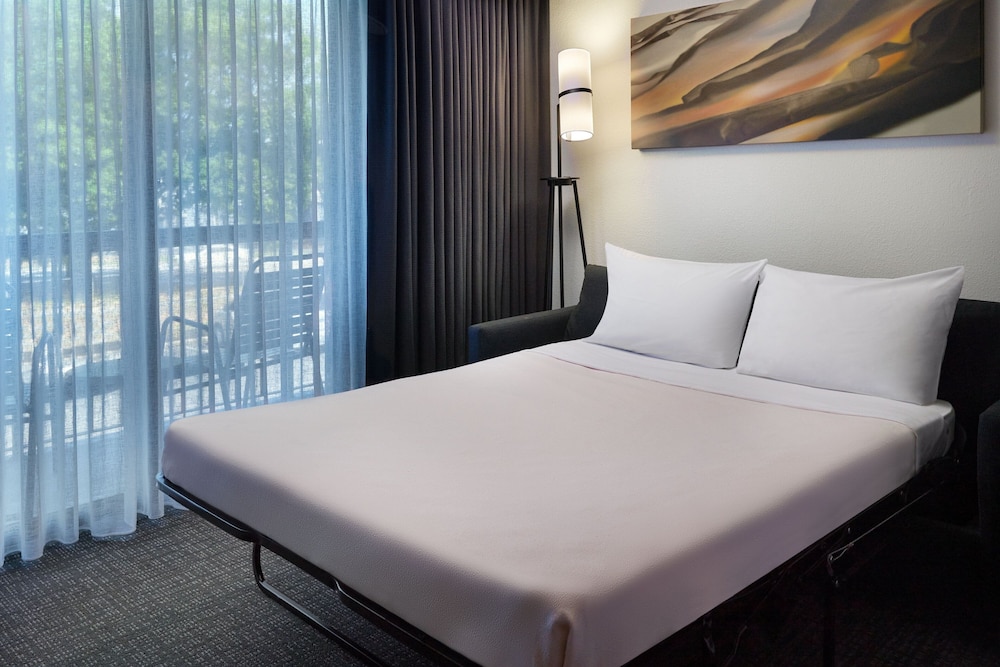 Courtyard Augusta Marriott - photo 10
