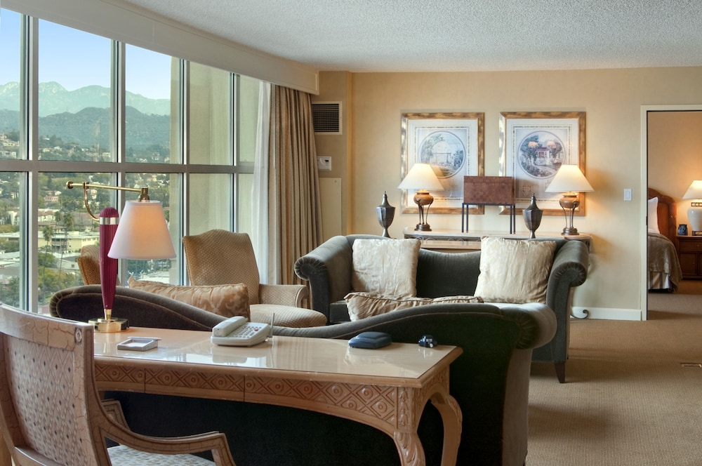 Hilton Los Angeles North Glendale & Executive Meeting Center - photo 14