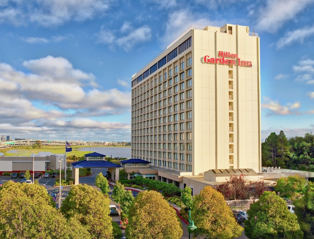 Hilton Garden Inn San Francisco Oakland Bay Bridge - photo 2