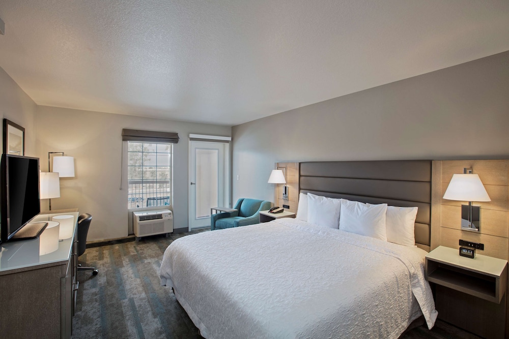Hampton Inn & Suites Hermosa Beach - photo 16