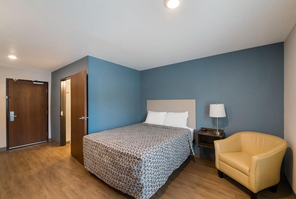 Woodspring Suites Austin Central - photo 10