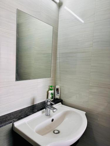 Beautiful 1BHK Gurugram Dwarka Expressway