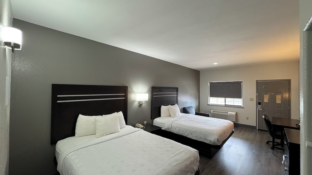 Sunbridge Inn and Suites - photo 35