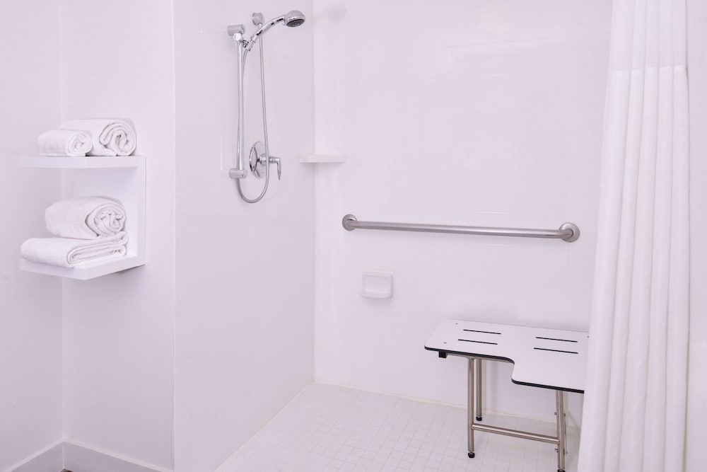 Hampton Inn Albuquerque University Midtown - photo 26