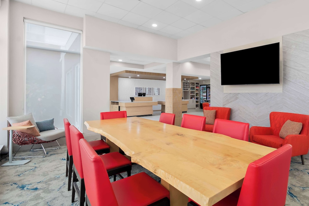 Hilton Garden Inn Lexington Georgetown - photo 49