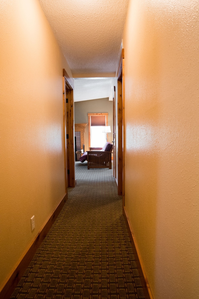 Silver Moon Inn - photo 54
