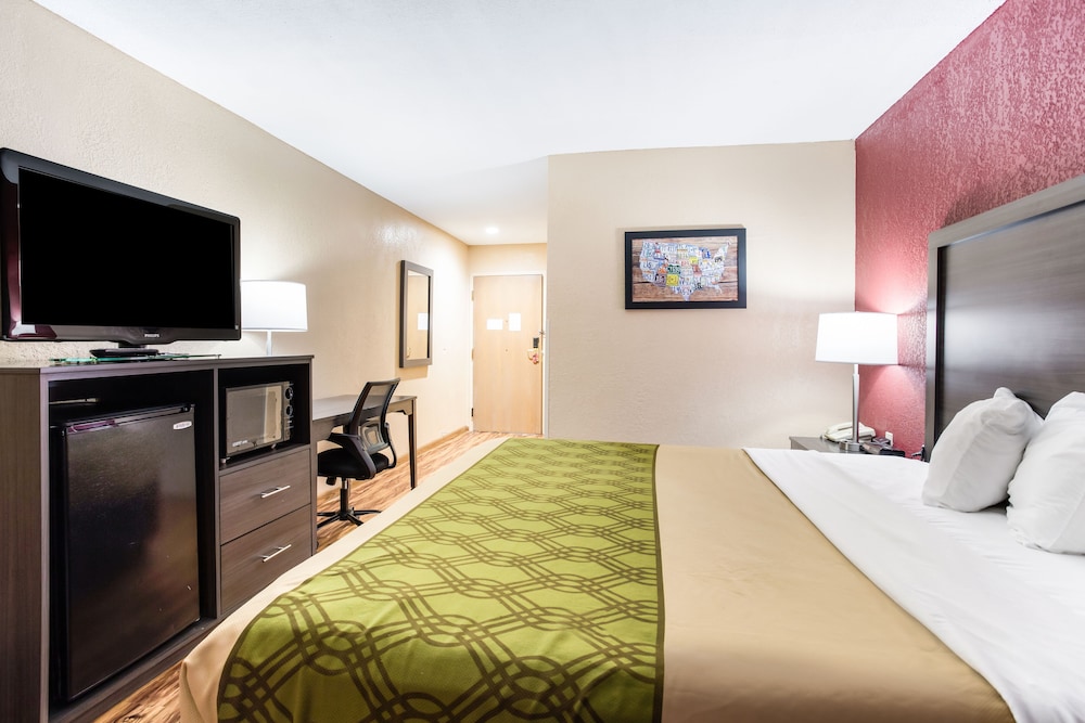 Econo Lodge Painted Post Corning - photo 8
