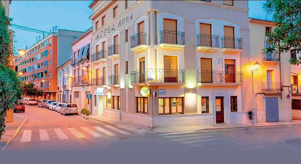Hotel Anna - carbon neutral hotel in Cocentaina