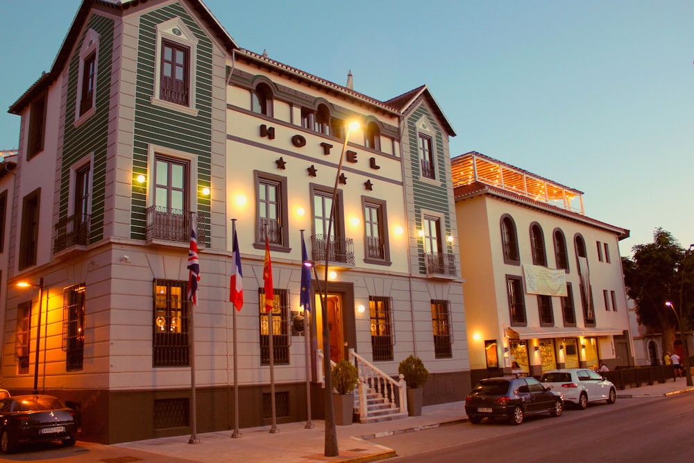 Casa Del Trigo — 4-Star Luxury Hotel in Santa Fe De Mondujar, Spain