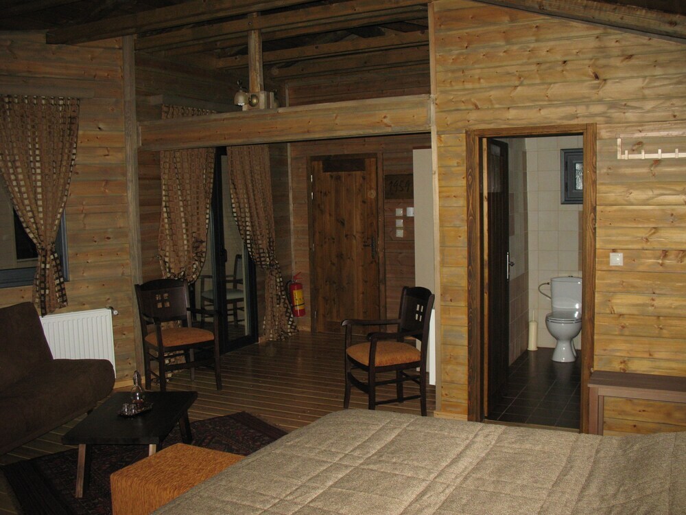 Veternik 1959 - carbon neutral hotel in Pyli