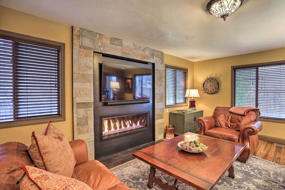 Modern Home w Patio: 3 Mi to Beaver Creek Resort - photo 11