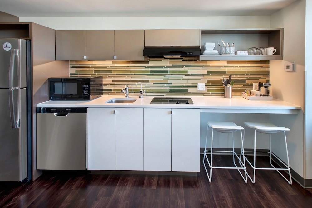 Element by Marriott Boston Seaport District - photo 17