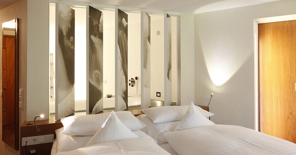 Heimspitze Alpenhotel SKI IN & Wirtshaus — 4-Star Luxury Hotel in Sankt Gallenkirch, Austria