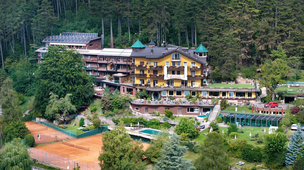 Alp & Wellnes Sport Hotel Panorama in Fai Della Paganella, Italy