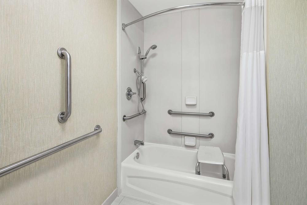 Hampton Inn Richmond Southwest Hull Street - photo 31