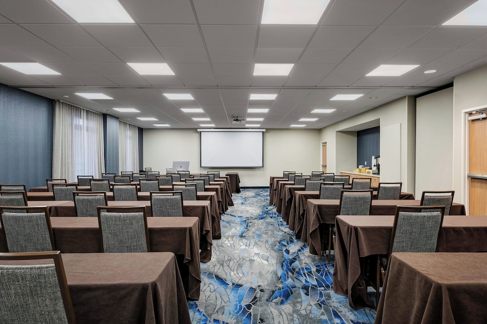 Fairfield by Marriott Inn & Suites Missoula Airport - photo 39