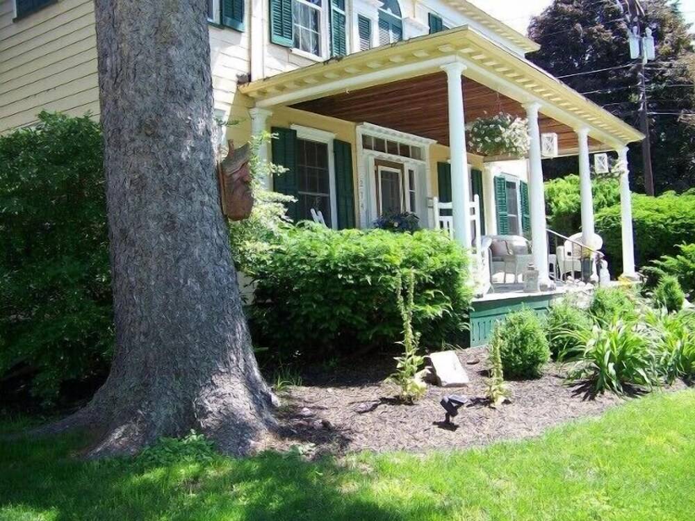 VanWinkle Inn - photo 28