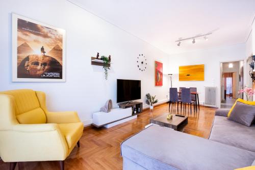 Modern Apartment near City center — 4-Star Luxury Hotel in Athens, Greece