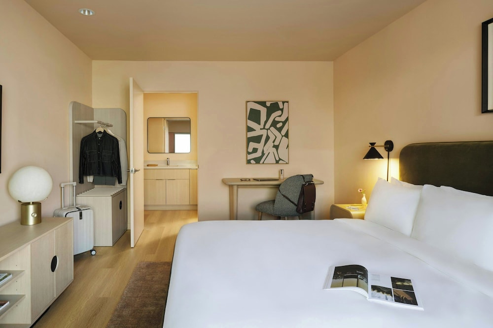 City Center Hotel by Kasa - photo 7