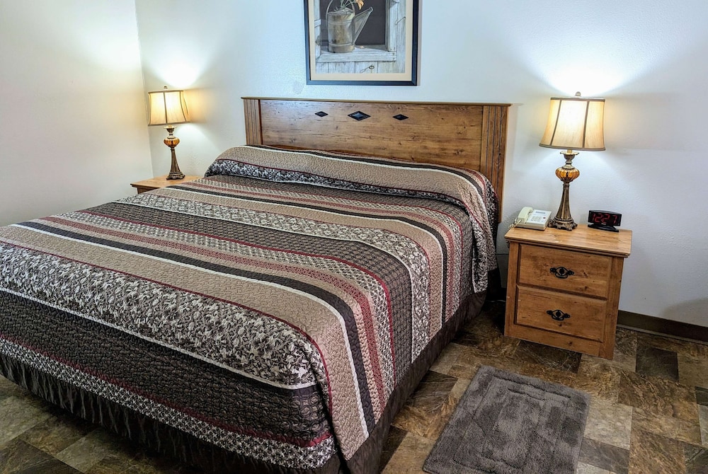Travelodge Inn & Suites by Wyndham Deadwood - photo 16