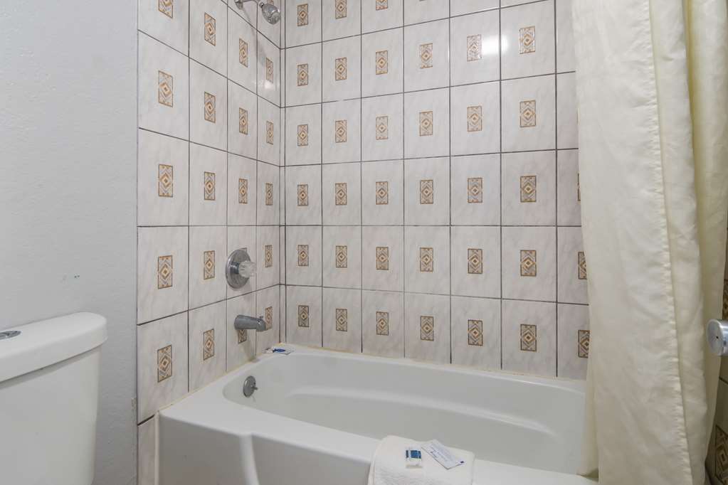 Knights Inn North Richland Hills - photo 14