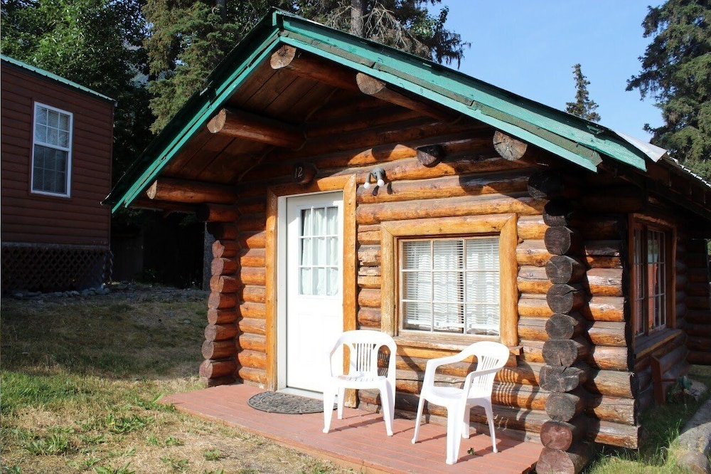 Gwin's Lodge & Roadhouse Est. 1952 - photo 130