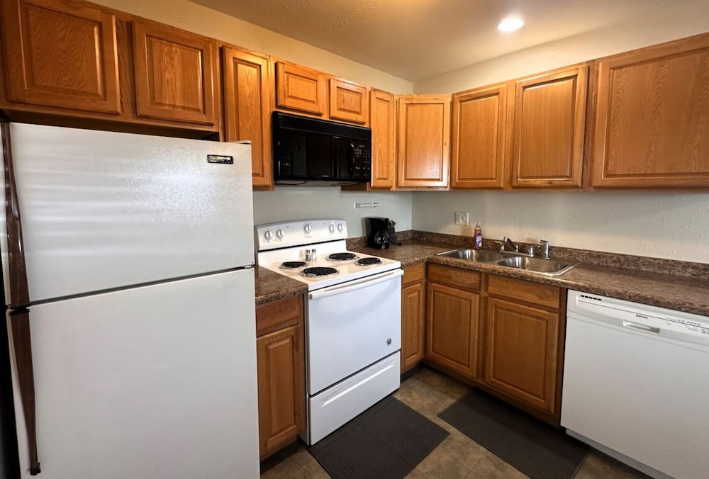 Alhonna Resort LLC - photo 112