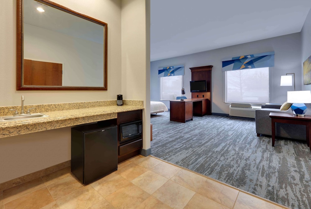 Hampton Inn & Suites Dallas Arlington South - photo 4