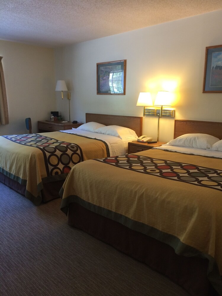 Brookshire Inn - photo 5