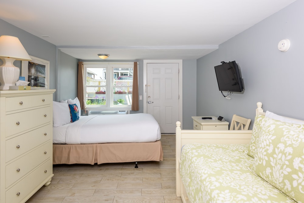 MV Surfside Hotel - photo 15