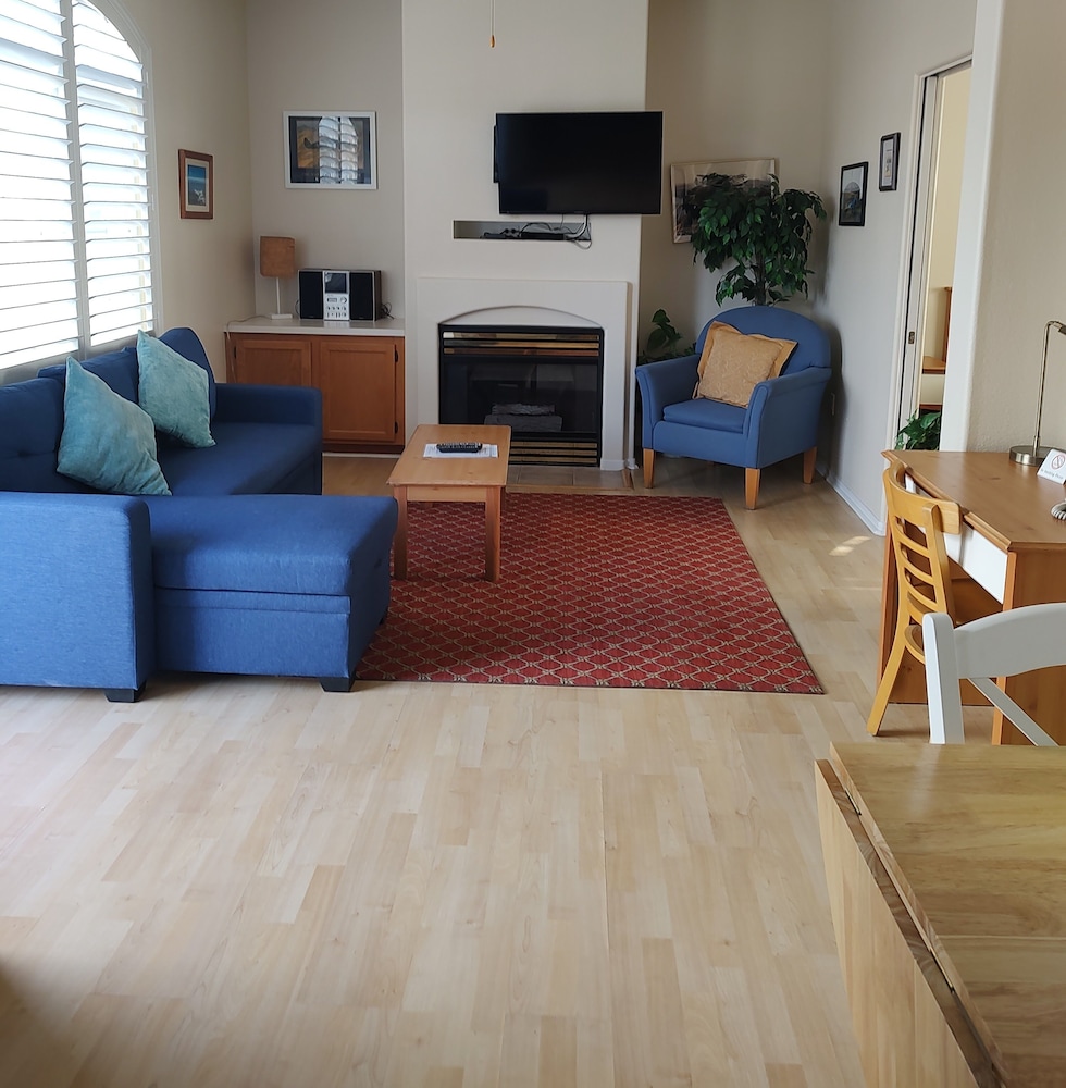 Pacific Plaza Hotel - photo 110