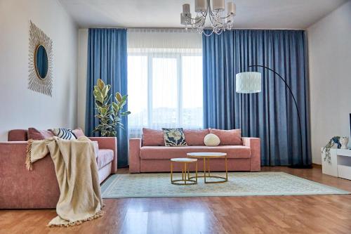 Wonderful Panoramic View Apartment — 4-Star Luxury Hotel in Mukacheve, Ukraine