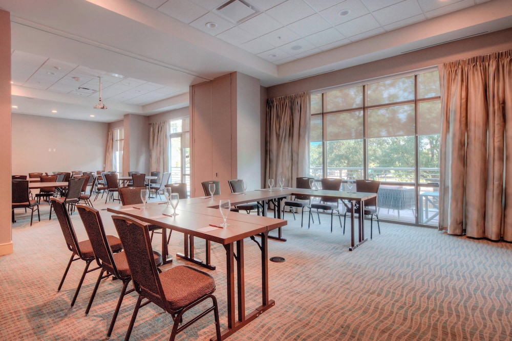 Residence Inn by Marriott Raleigh Downtown - photo 73