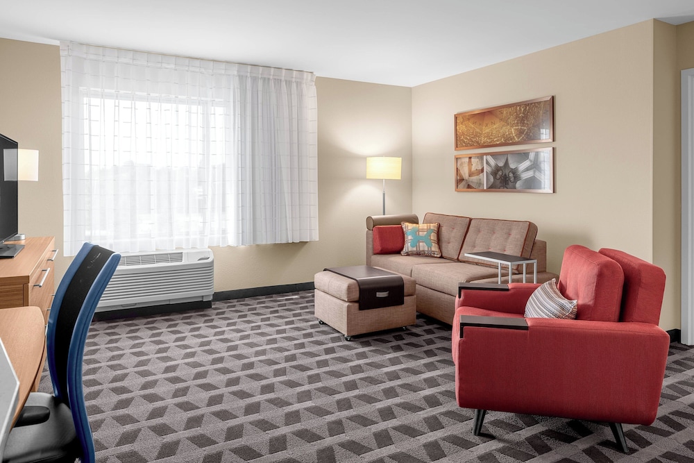 TownePlace Suites by Marriott Cincinnati Fairfield - photo 14