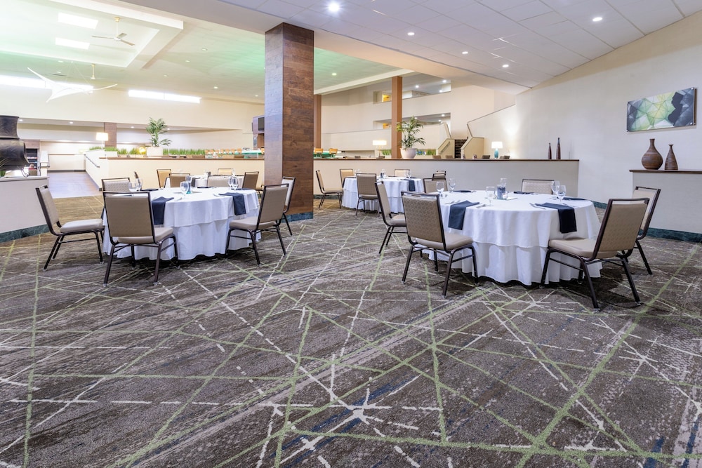 Holiday Inn Philadelphia South Swedesboro by IHG - photo 56