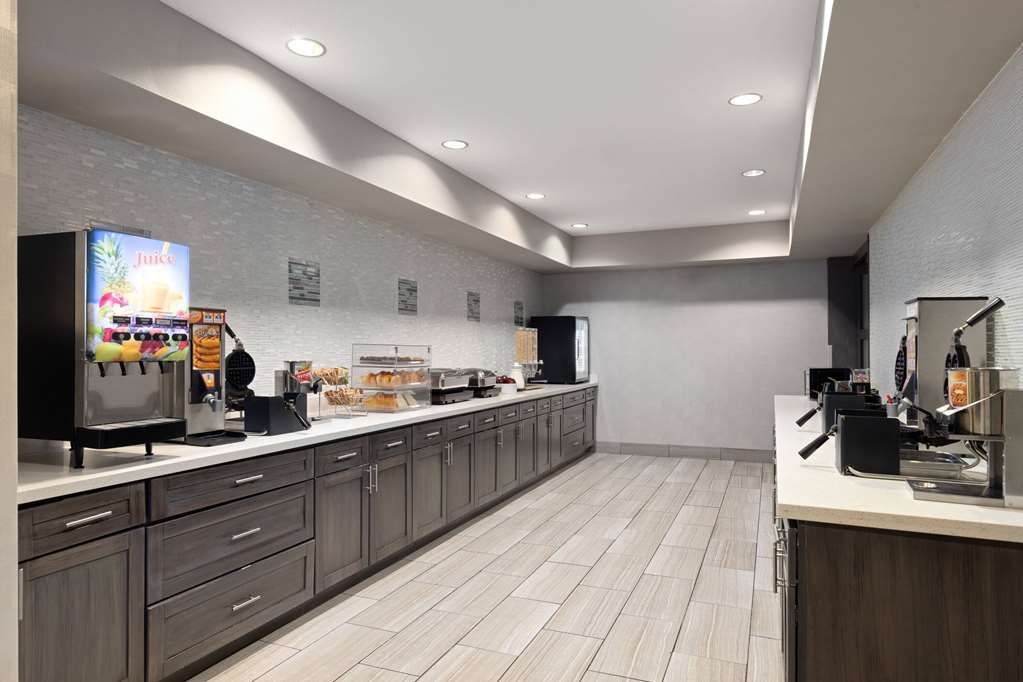 La Quinta Inn & Suites by Wyndham Williams Grand Canyon Area - photo 46