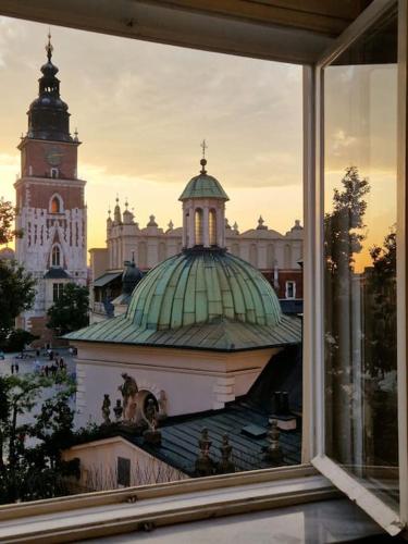 Royal Palace from the 14th century 125 m2 in Krakow, Poland