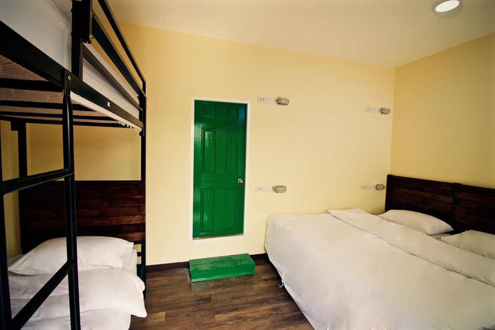 Art Hotel Sanamchai