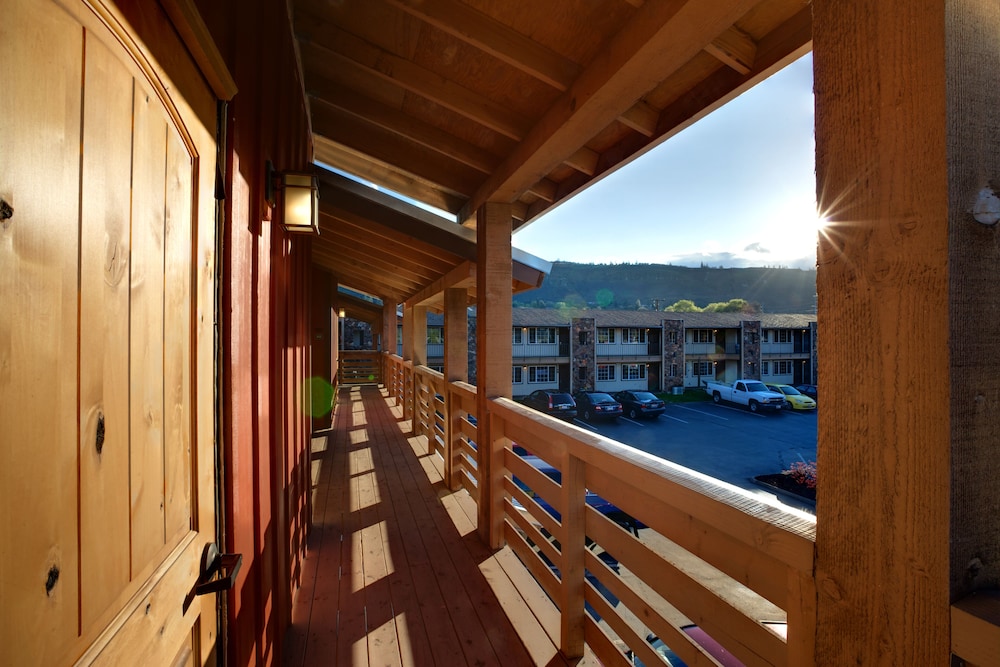Cousins Country Inn - photo 91