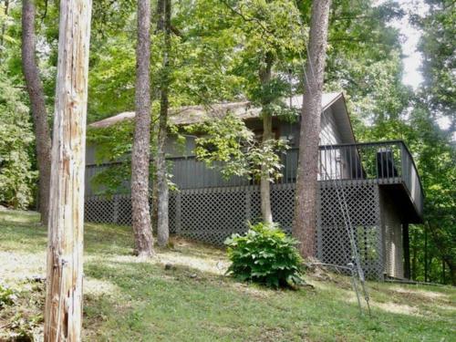 Robin's Roost - carbon neutral hotel in Sevierville