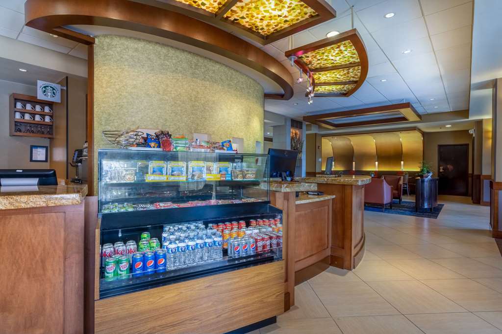 Wyndham Garden Kansas City Airport - photo 41